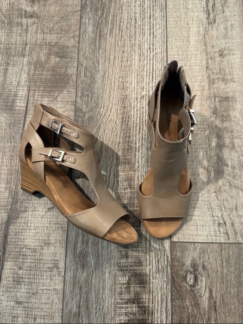 Croft&Barrow OrthoLite Taupe Cutout Peep-Toe Wedge Sandals